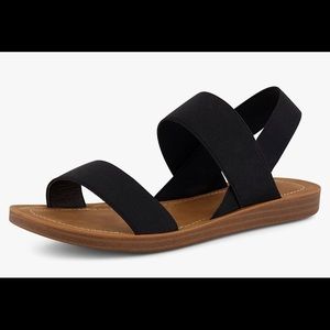 ✨NEW✨ Cushionaire Ina Memory Foam Sandals